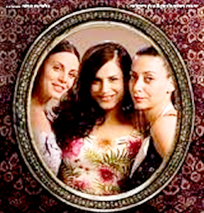 שלוש כוכבות הסרט  "שלוש אימהות", מתוך הכרזה לסרט
